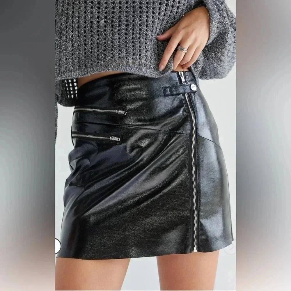 Francesca's Black Faux Leather Mini Skirt Small - Picture 5 of 6